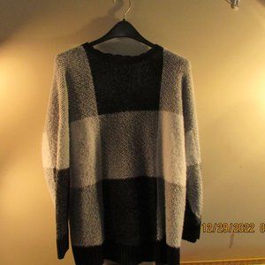 ELLE Women's Sweater Knit Top